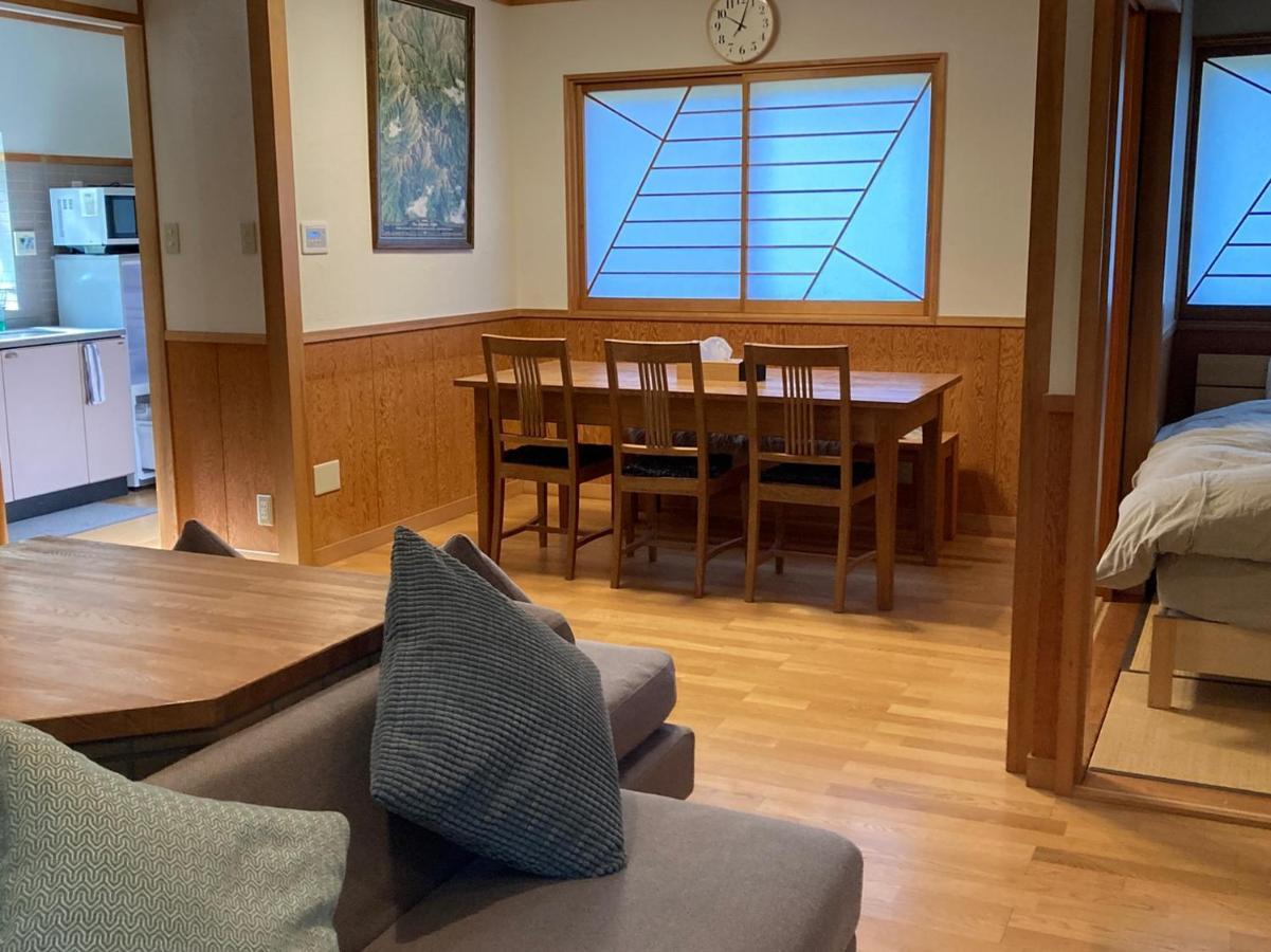 Shirokuma Lodge Hakuba Extérieur photo